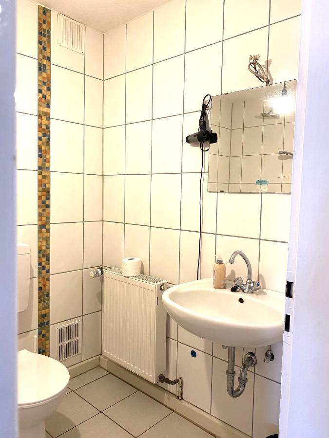 Ferienwohnung Worringer One Düsseldorf Exterior foto